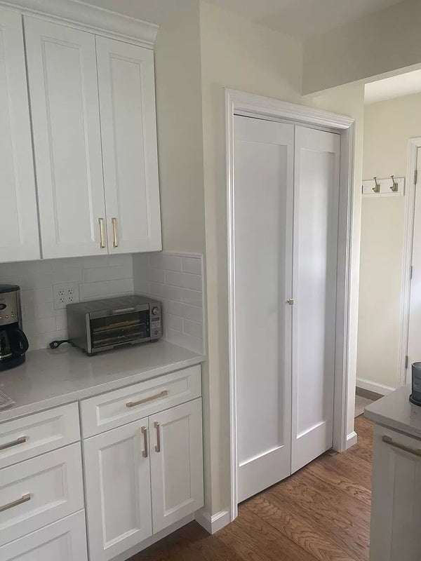 Single Panel Shaker Style Interior Door (Primed) | Prehung | 2-3/8 Backset