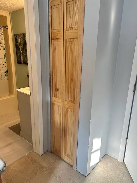 Colonial 3 Raised Panel Bifold Door